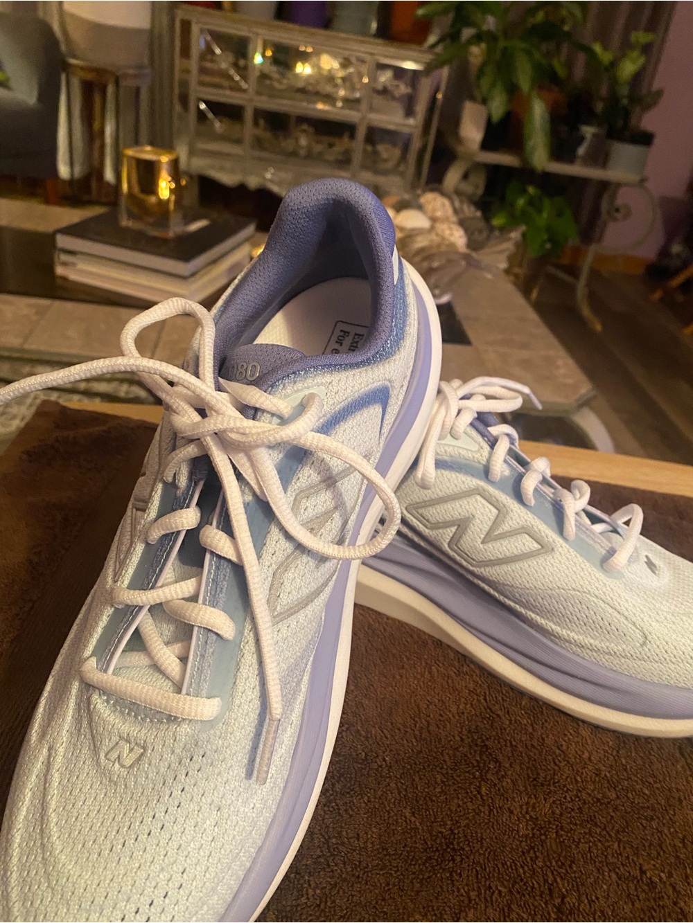 New Balance Women's Pale Blue Lace-Up Running Sneakers. 1080v15-Size 10